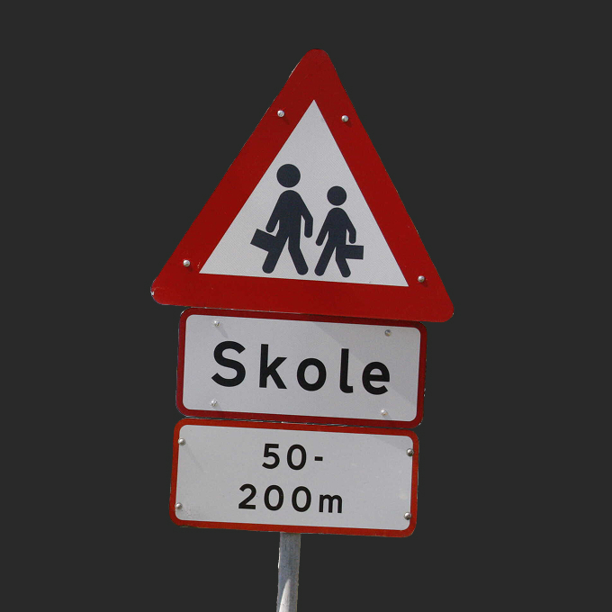 Skole vejskilt.
